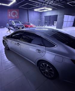 تويوتا أفالون